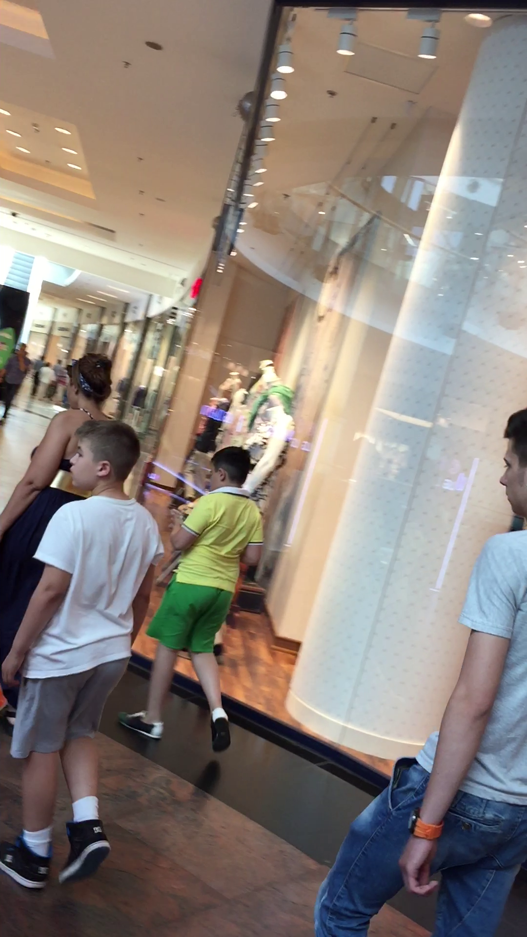 Alberto nu a lasat din mana tableta