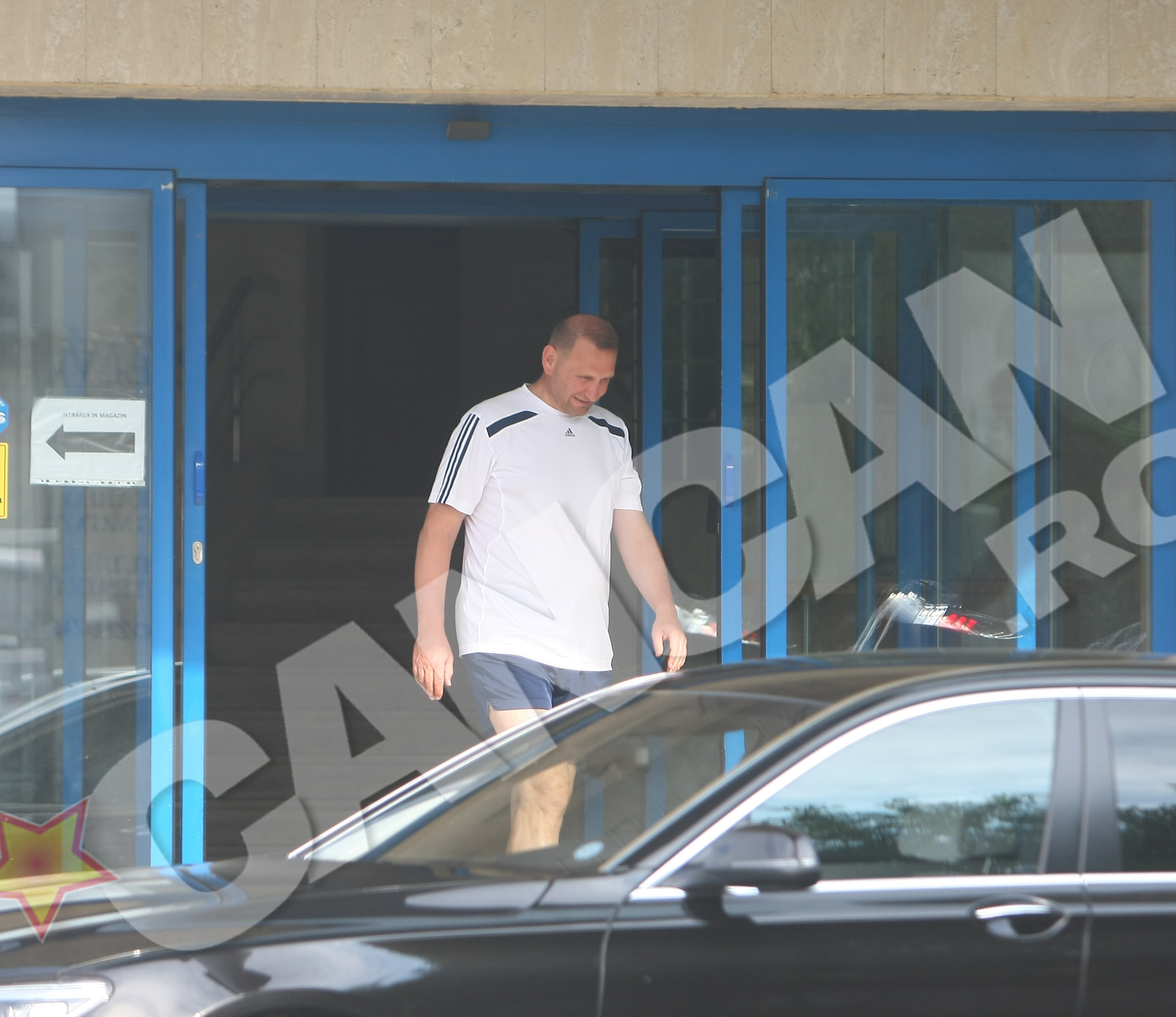 Viorel Catarama paraseste biroul