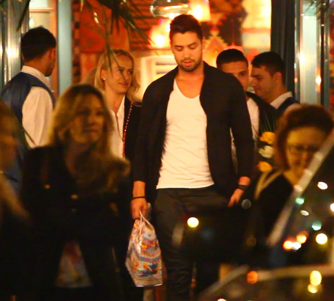 Sotul Andei a primit un cadou din parte prietenilor