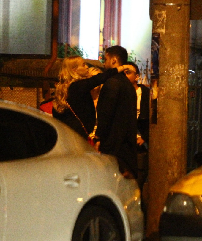 Anda s-a sarutat cu foc sotul