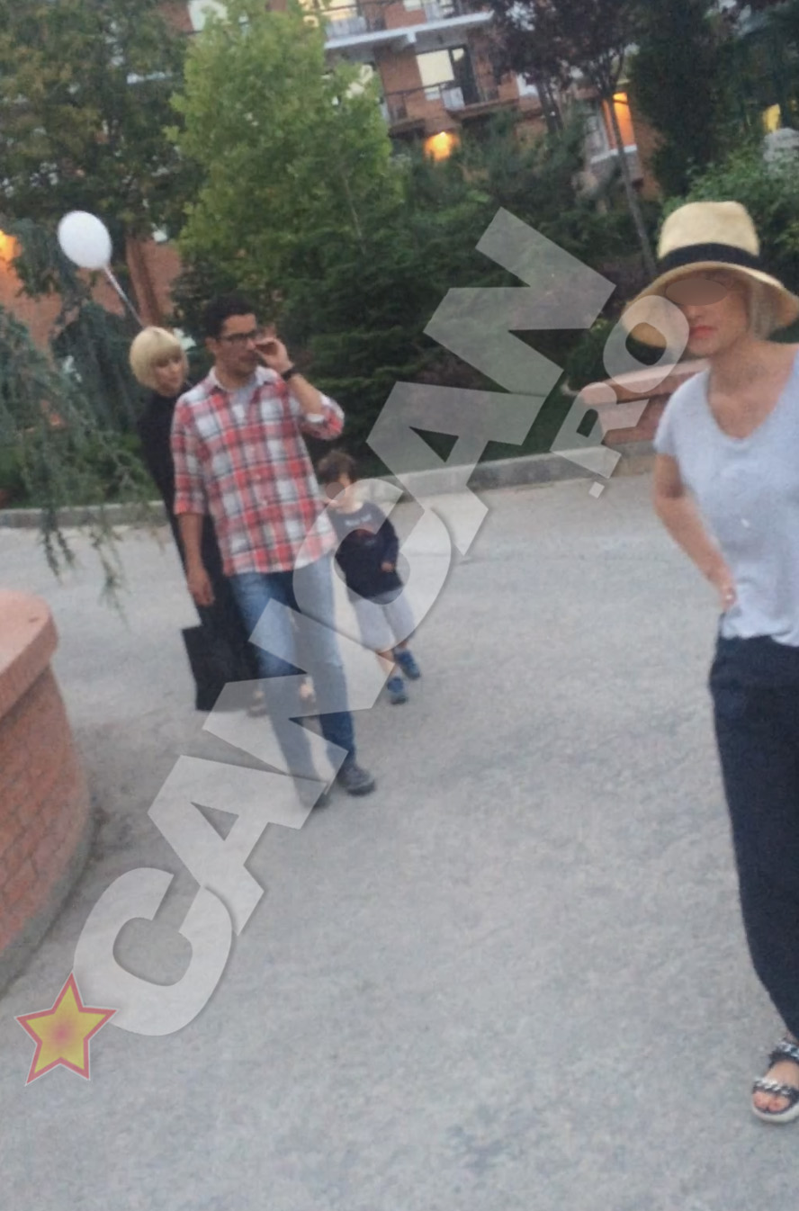 Cei trei s-au intalnit in parc