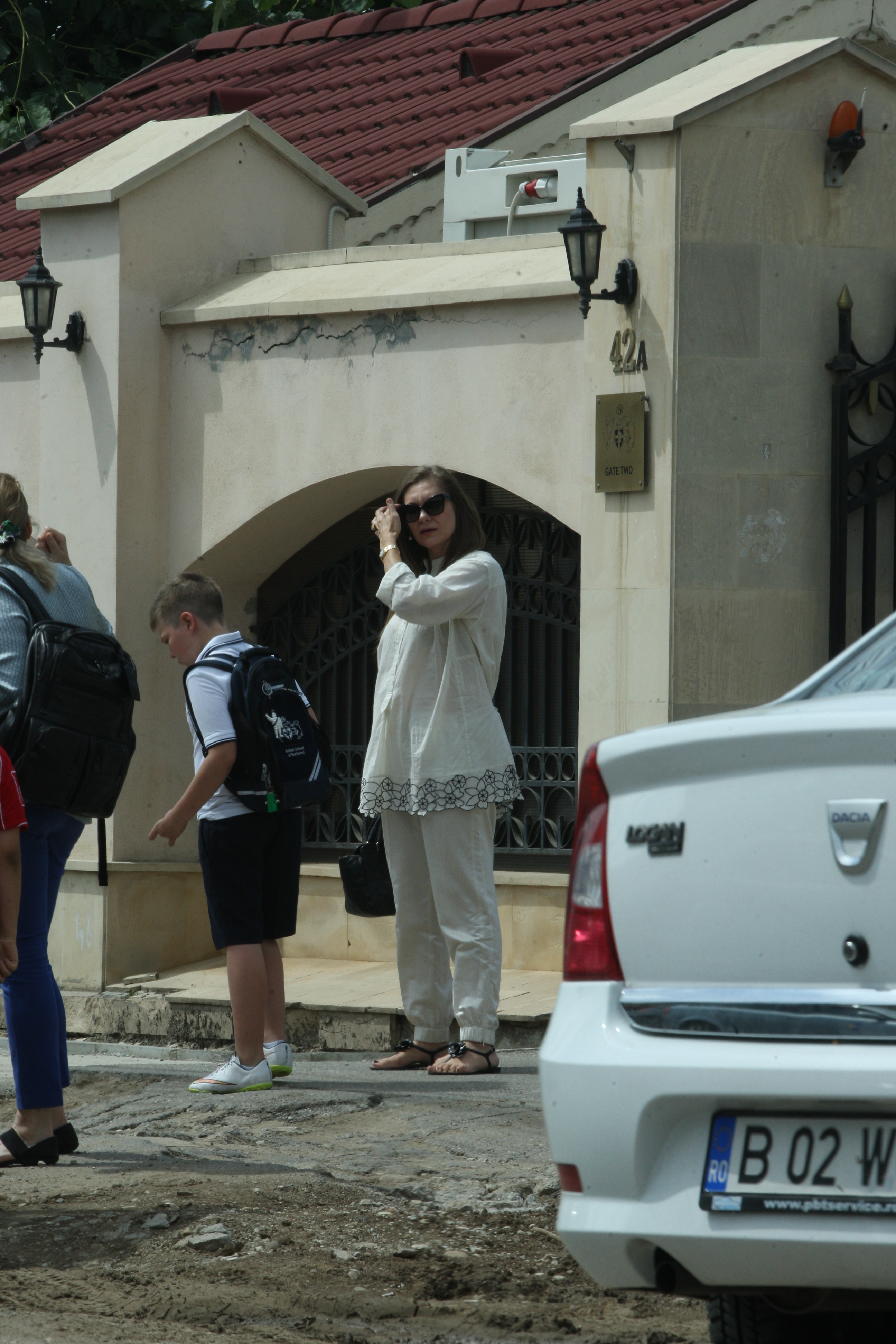 Romanita si-a luat fiul de la scoala