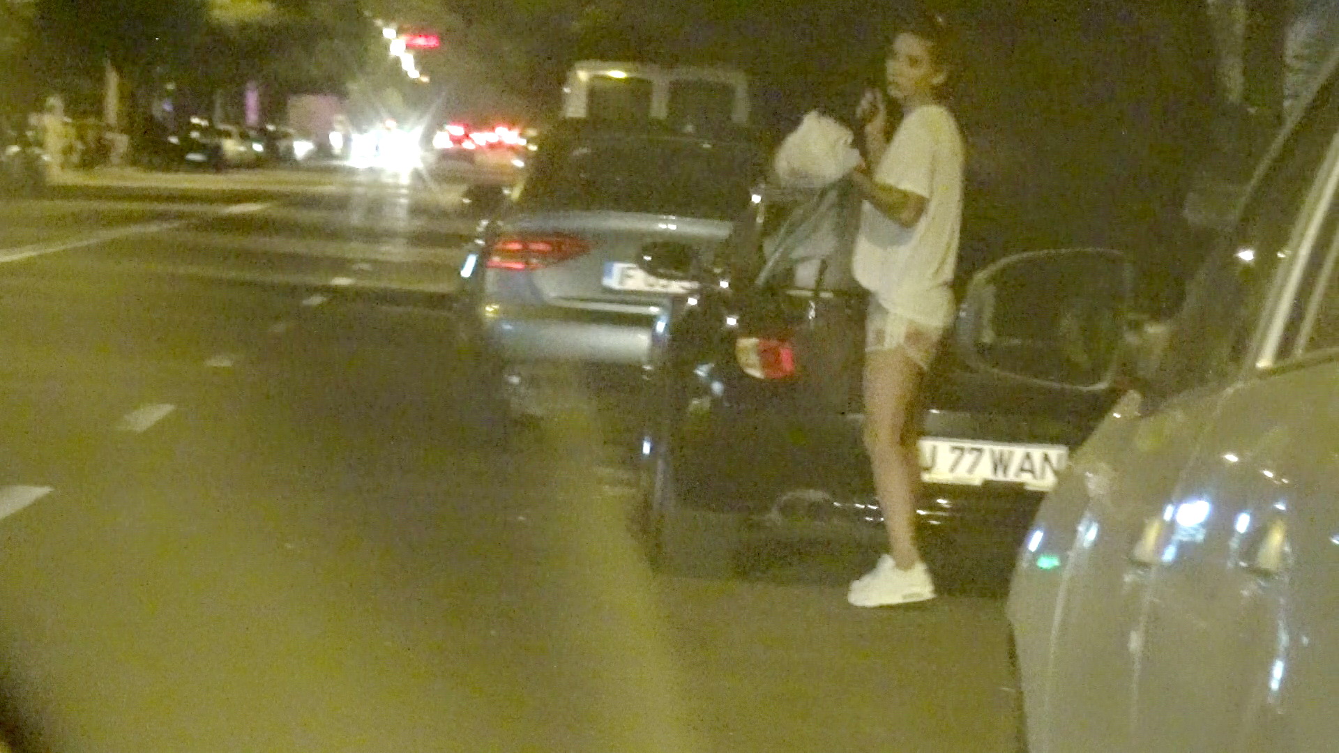 Roxana Vancea este sexy si cand vine de la sala