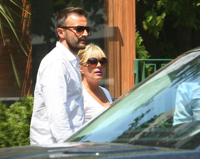 Udrea si Vali au iesit din restaurant