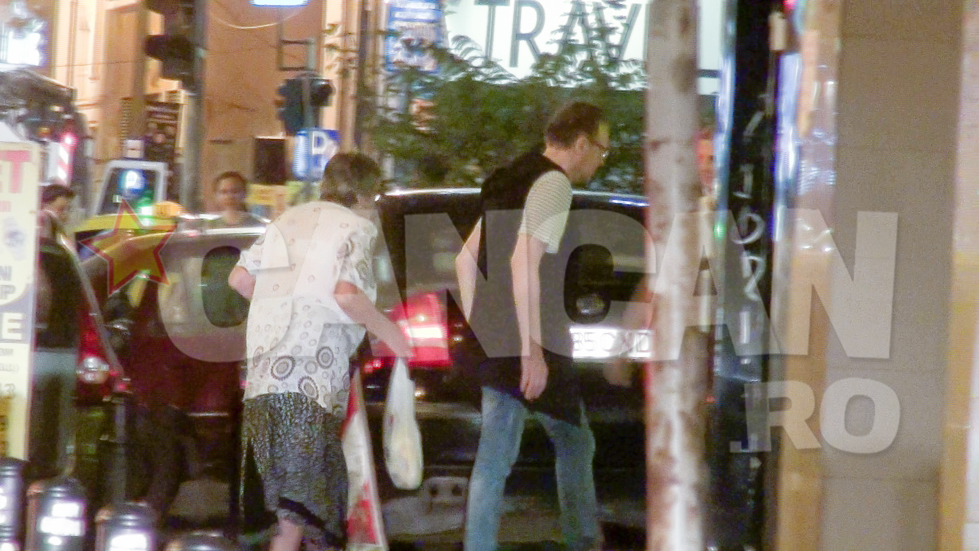 Artistul si mama acestuia