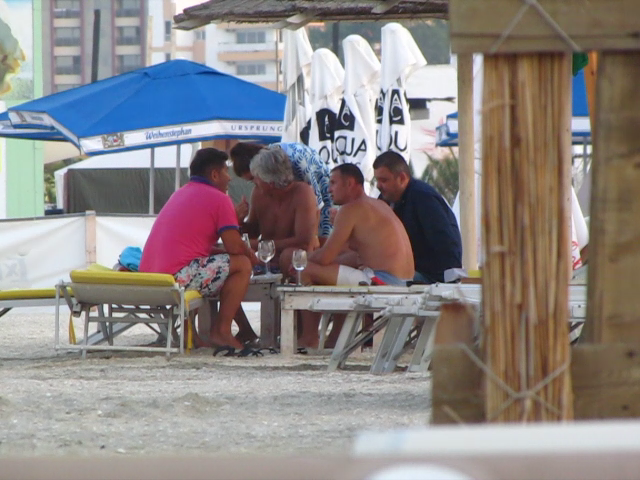 Iubita i-a oferit un pupic romantic 