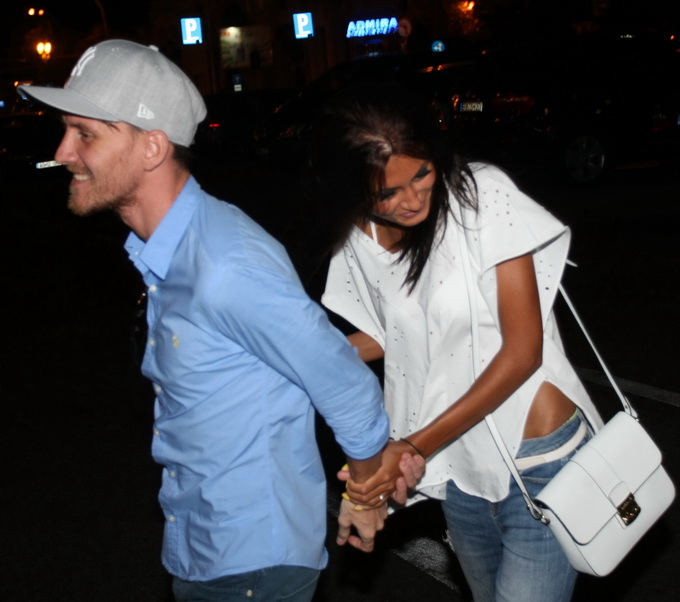 Iubita lui Mitea nu a vrut sa fie fotografiata alaturi de fotbalist