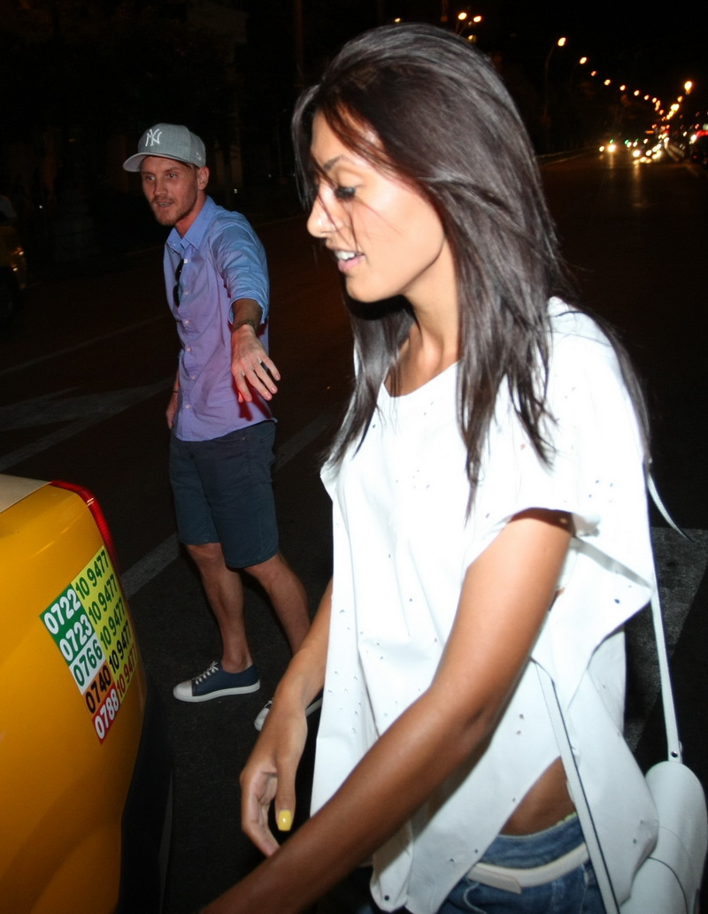 Mitea a ales tot o bruneta, semn ca inca se gandeste la Andreea Tonciu