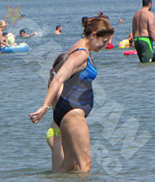 Mihaela, dragostea lui Geoana, a facut putina burtica