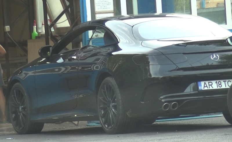 Tucudean a mers sa-si spele masina