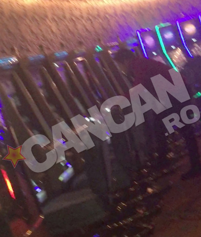 Jean sparge la pacanele banii facut din cantari