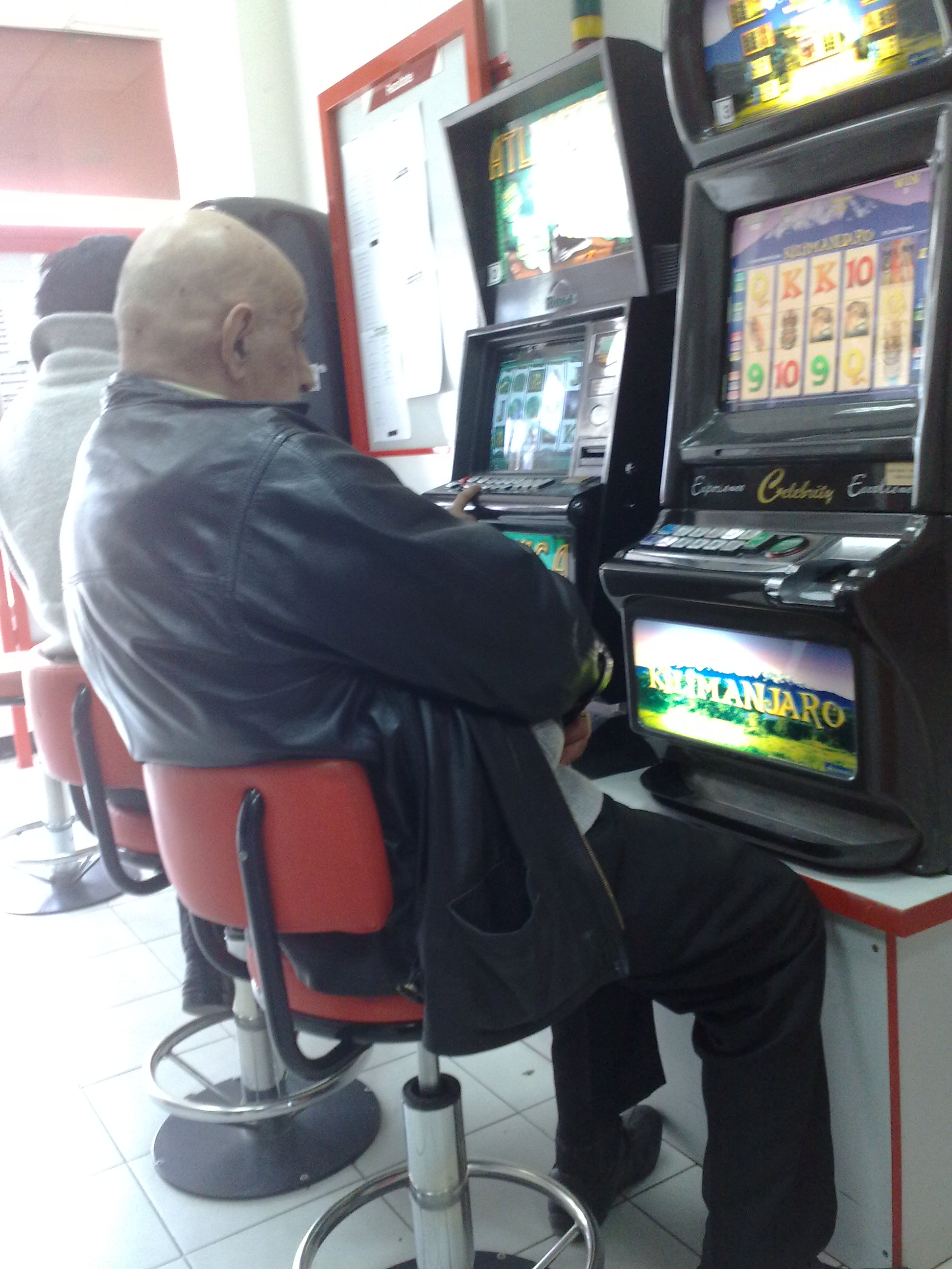 Un veteran al jocului este, insa, Viorel Lis!