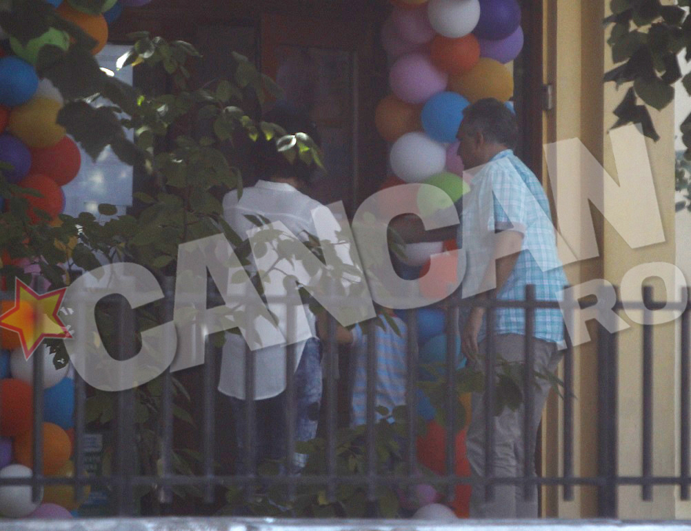 Prezentatoarea vrea sa-si inscrie copilul la o scoala de stat