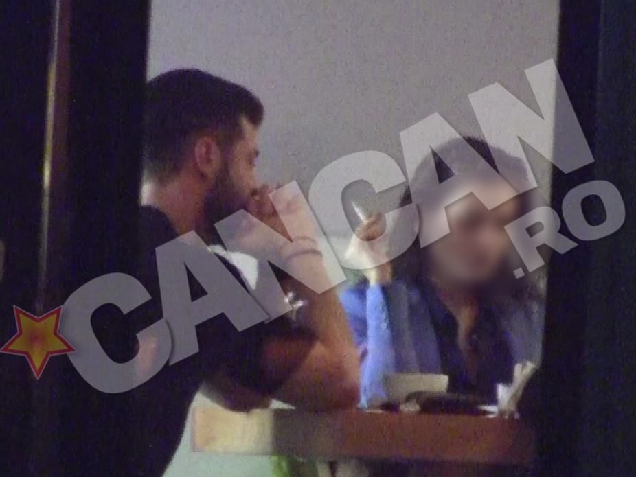 Victor Slav a ascultat atent propunerile venite din partea tinerei cu care are afaceri, dar si a invitatului lor