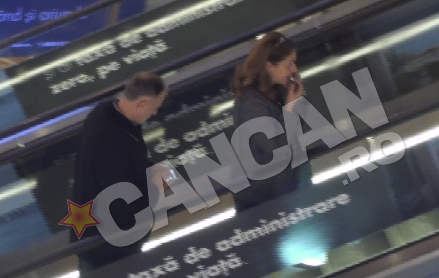 Mircea Geoana si Mihaela Geoana la mall