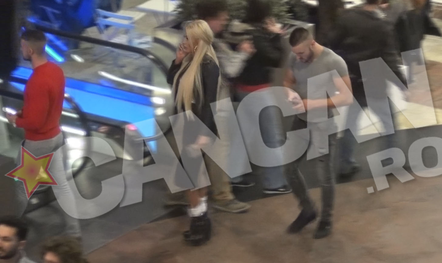 Cei trei merg spre sala de cinema