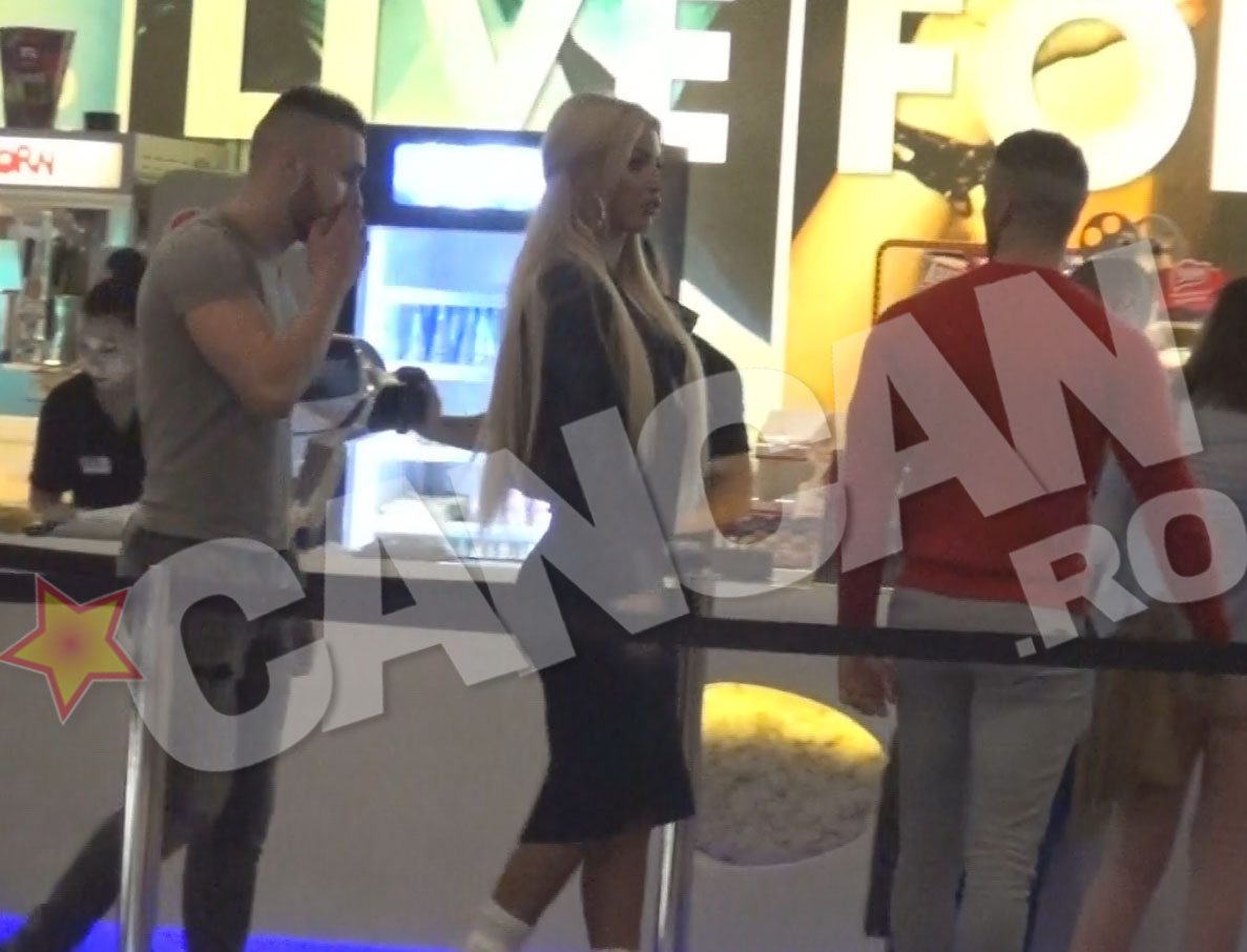 Lore a poftit la popcorn