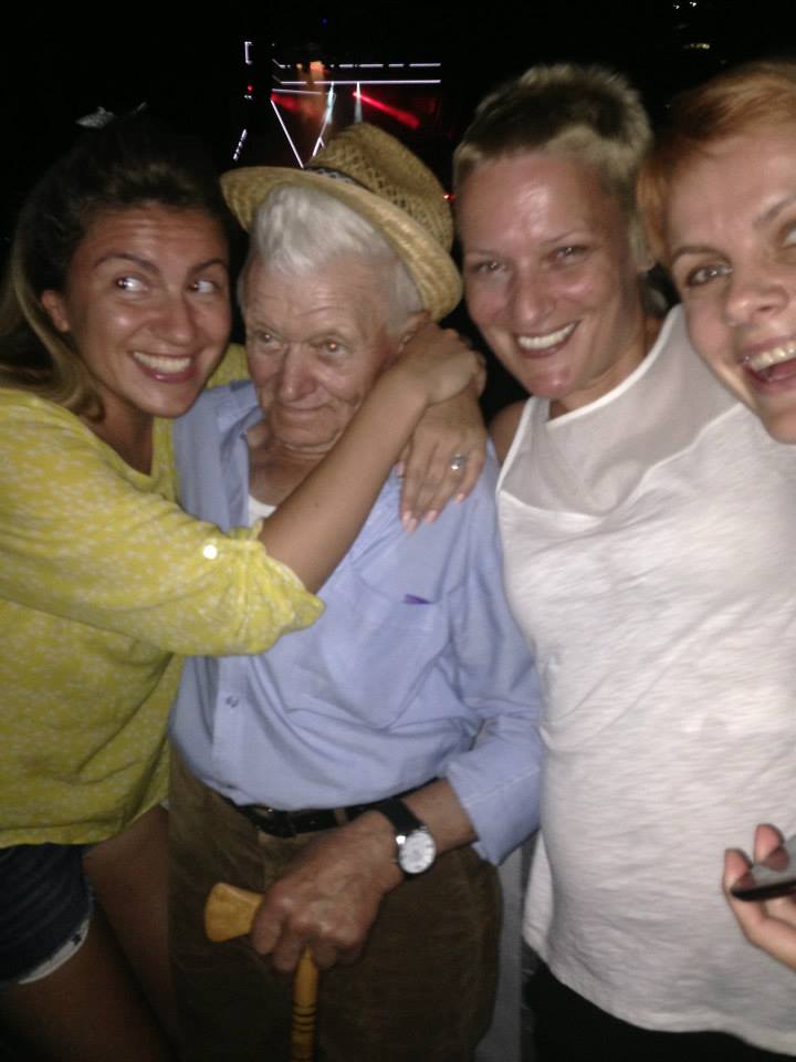 Nea Ion a atras atentia tuturor la concert