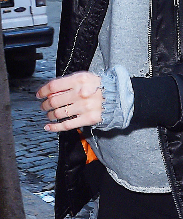 Inelul de logodnă etalat de Gigi Hadid