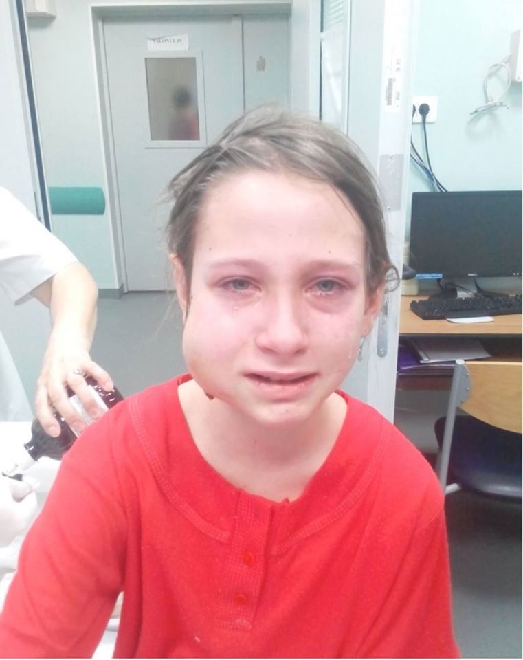 „Bebeluşa“ Oana a făcut un apel disperat pentru ajutarea micuţei din imagine, care a început să plângă de frică atunci când a fost diagnosticată de către medici