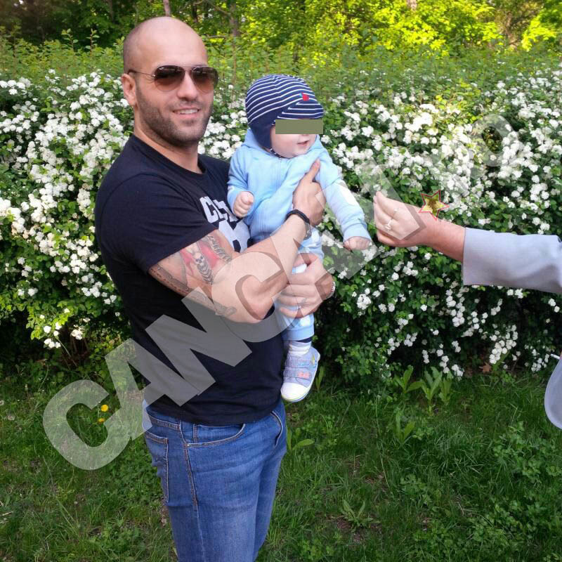 Afacerista nu s-a preocupat niciodată de bunăstarea fiului ei, folosindu-l ca 