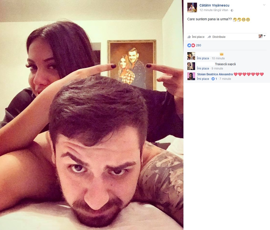 Betty Salam şi iubitul s-au pozat în dormitor