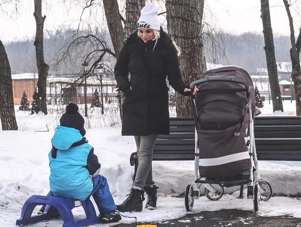 Jojo şi-a scos copiii la joacă