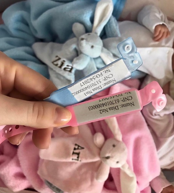 Marina Dina a postat prima imagine cu gemenii ei.