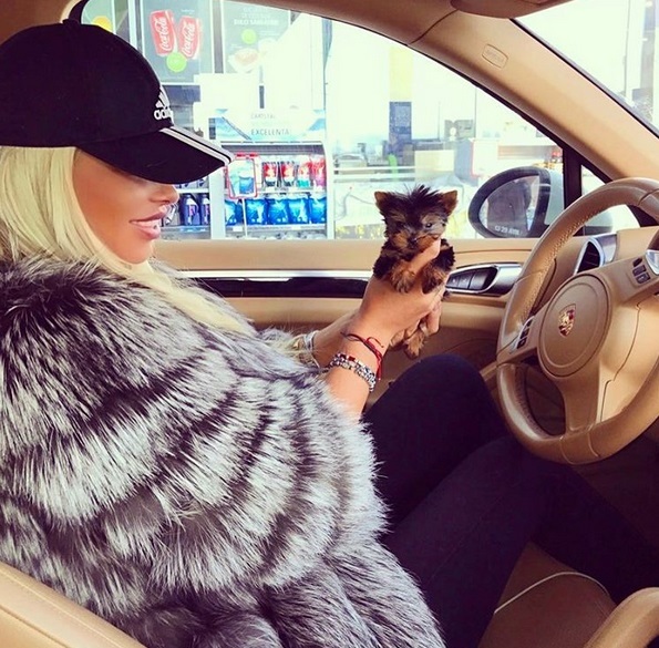 Loredana Chivu şi-a luat căţel