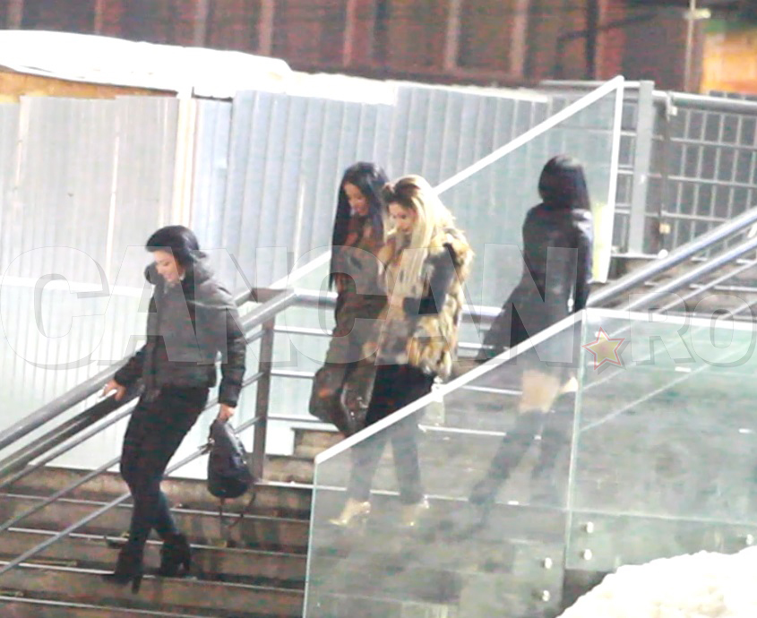 Adriana Bahmuţeanu şi Denisa Biţă s-au distrat într-un club de manele.