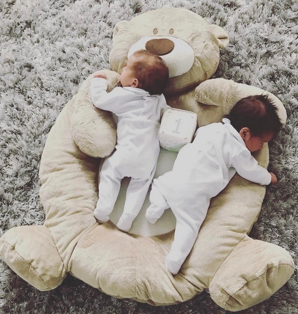 Gemenii Marinei Dina