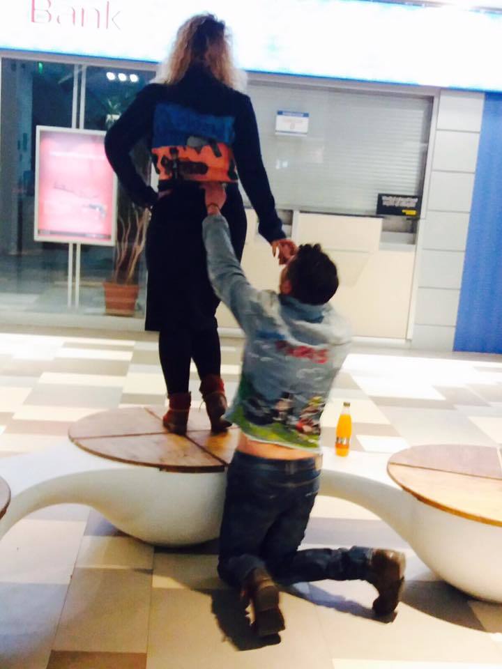 Oana Lis s-a pozat cu presupusul amant