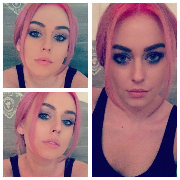 Misha a decis să îşi schimbe culoarea părului şi a apărut cu podoaba capilară vopsită într-o nuanţă de roz!