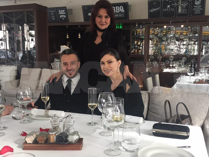 Mama Sandrei a fost maestru de ceremonii