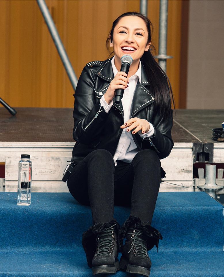 Andra va concerta în curând la Sala Palatului.