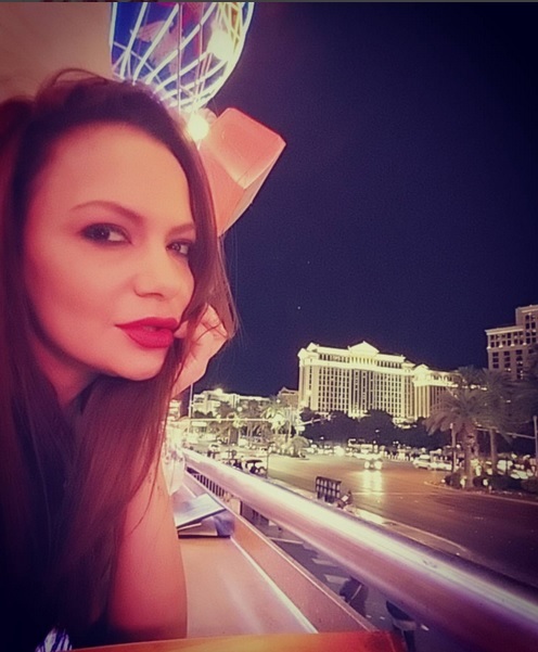 Ultimele imagini postate de vedetă i-au făcut pe fanii ei să o ia la rost în privinţa despărţirii de soţul ei.