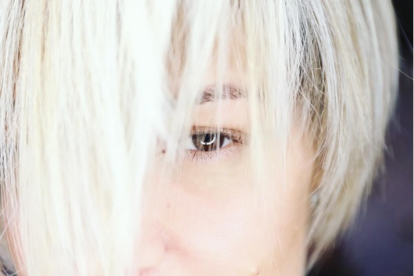 Roxana le-a oferit fanilor un mic teaser după ce şi-a schimbat radical coafura!