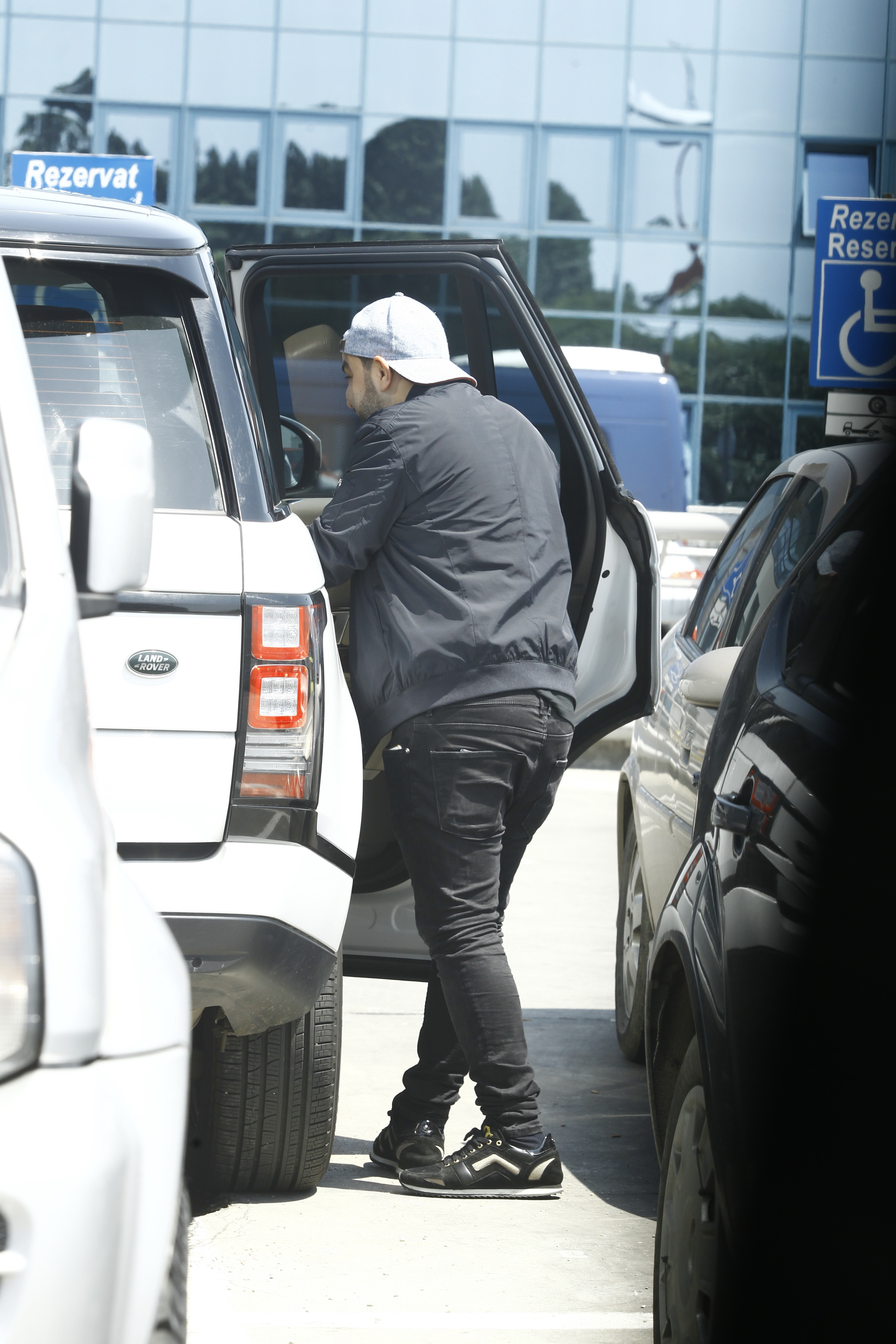 Americanii i-au confiscat banii lui Salam