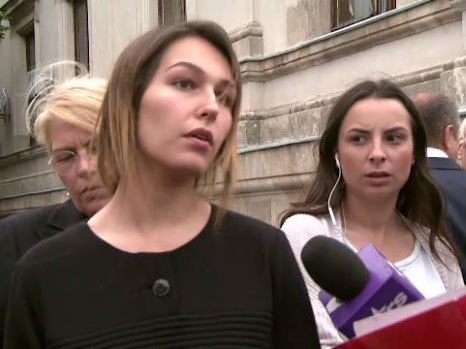 Irina Cristescu este determinată să lupte până la capăt pentru a-şi păstra fetiţa