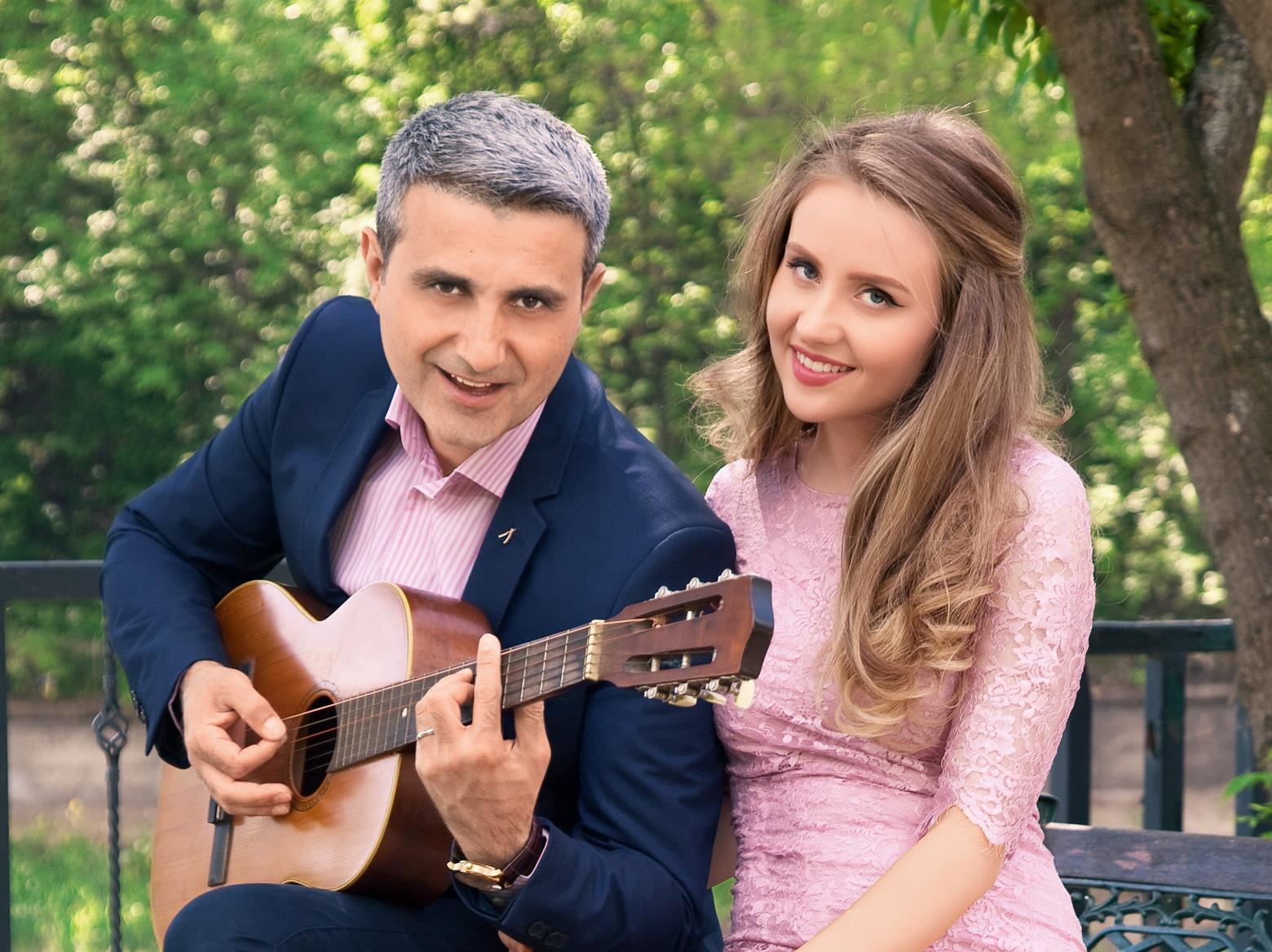 Robert Turcescu, împreună cu soţia lui