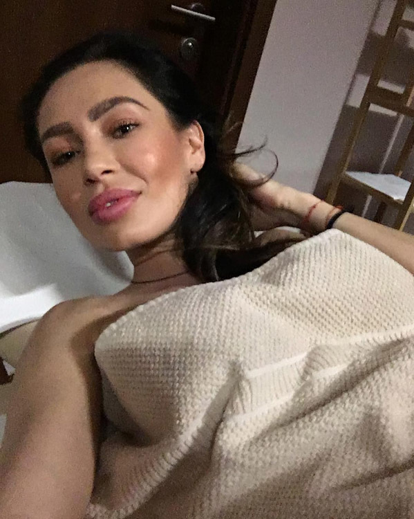 Andra Trandaş, la o şedinţă de drenaj limfatic