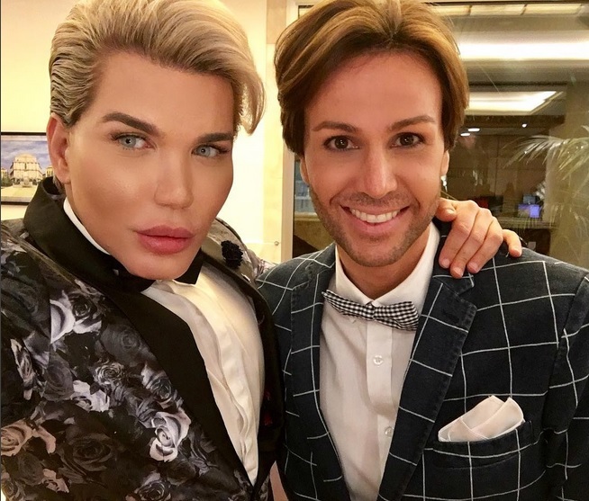 Rodrigo nu este singurul bărbat pasionat până la extrem de operaţiile estetice, fiindcă recent