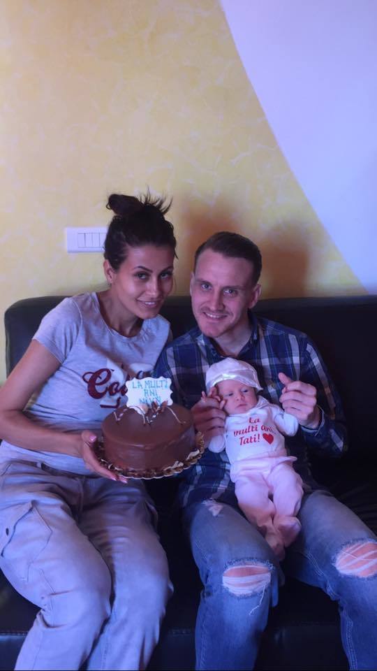 Nicolae Mitea, împreună cu soţia şi fiica