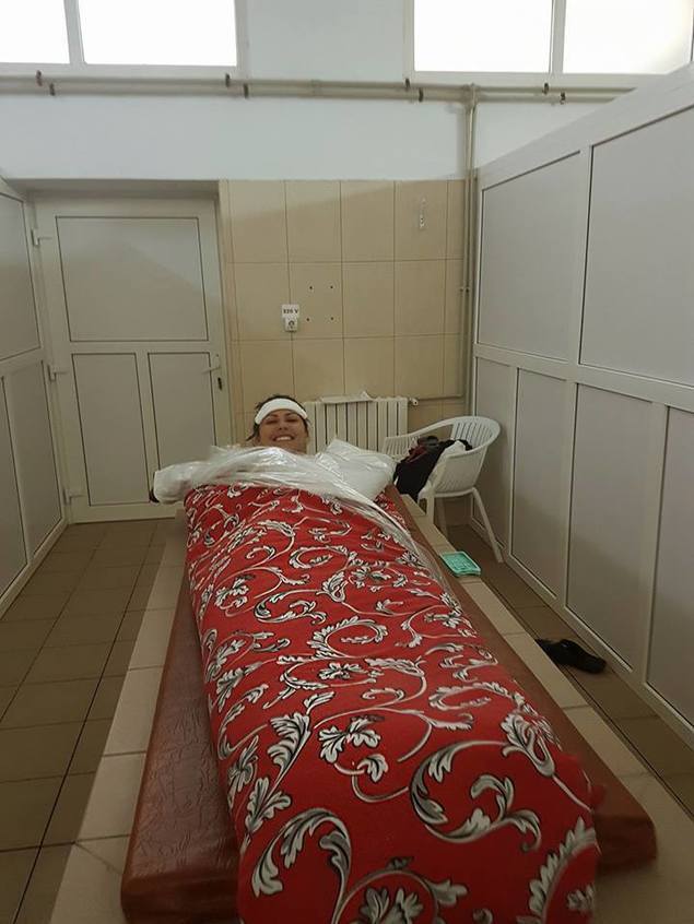 Dana Iguana a ajuns de urgenţă la spital.