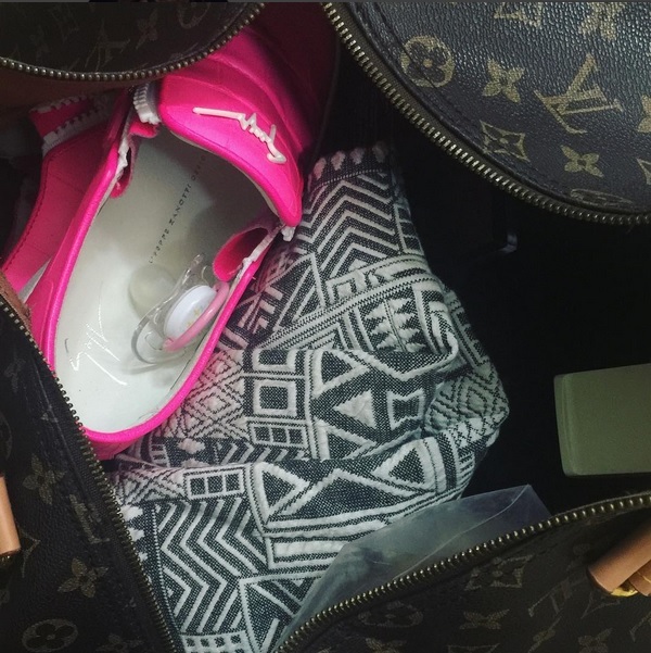 Anda a fost amuzată, dar şi extrem de emoţionată de gestul fetiţei ei, micuţa Evelin.