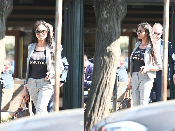 După zvonurile că ar fi gravidă, burtica n-o trădează pe Laurette.