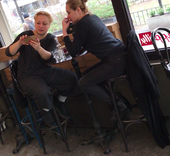 Mirelei Zeţa şi Andreei Gramoşteanu le-a dispărut umorul