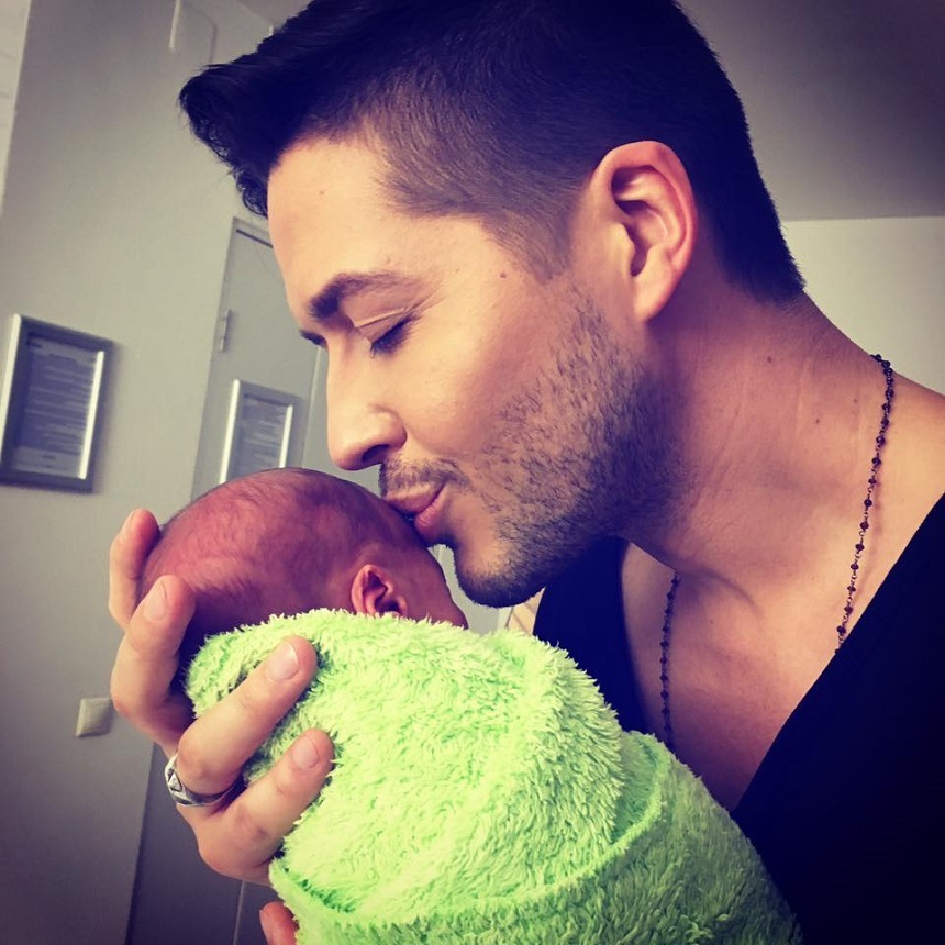 George l-a arătat prietenilor pe micuţul David