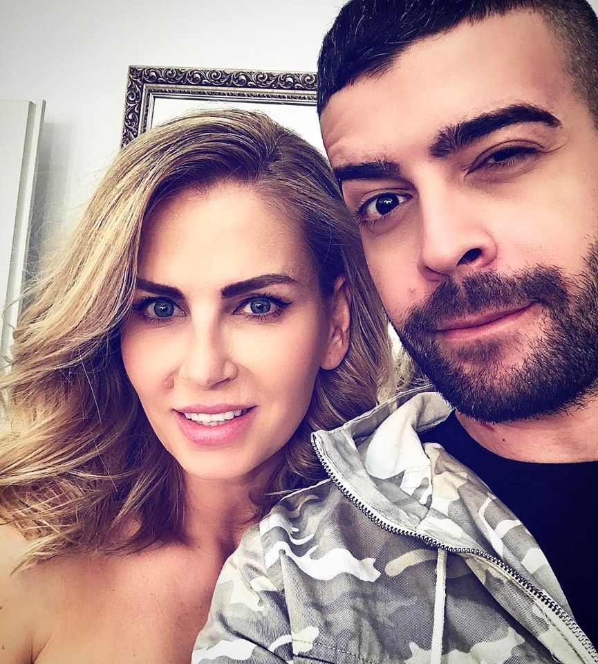 Andreea Bănică şi Speak şi-au făcut un selfie.