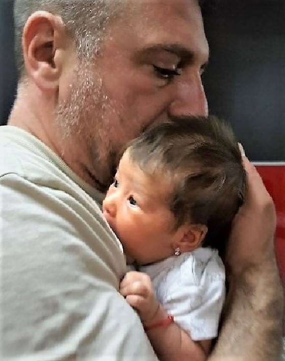 Moderatorul TV a postat o imagine emoţionantă cu fiica lui.